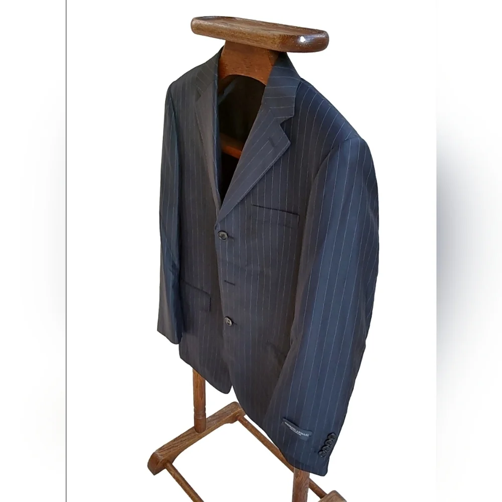GIORGIO ARMANI LE COLLEZIONI NAVY BLUE PIN‎ STRIPES MEN'S NWOT SPORT COAT SIZE
